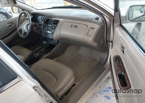 2000 Honda Accord 3.0 Ex from USA, damaged, VIN 1HGCG1656YA016583